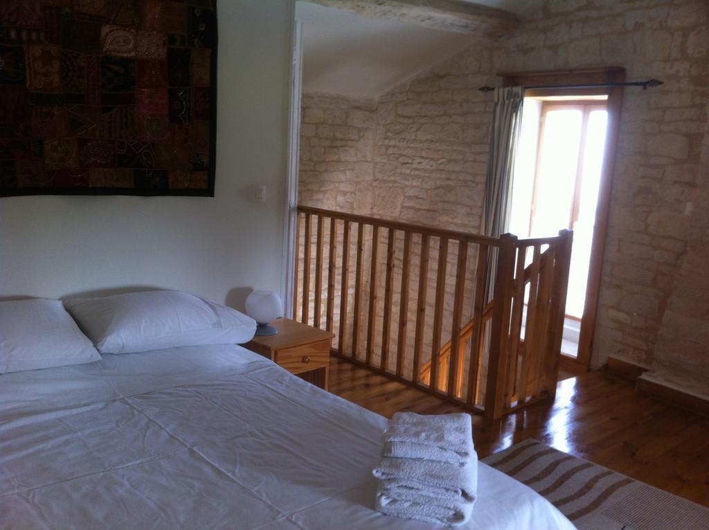 La Petite Maison Crezieres Oda fotoğraf
