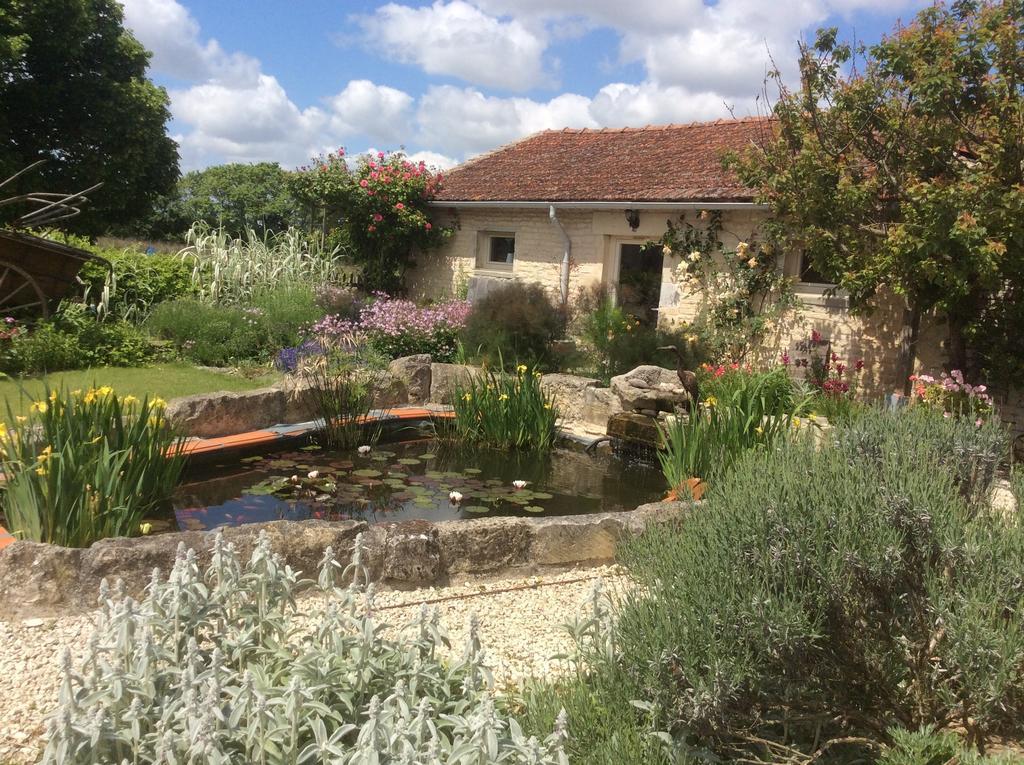 La Petite Maison Crezieres Oda fotoğraf